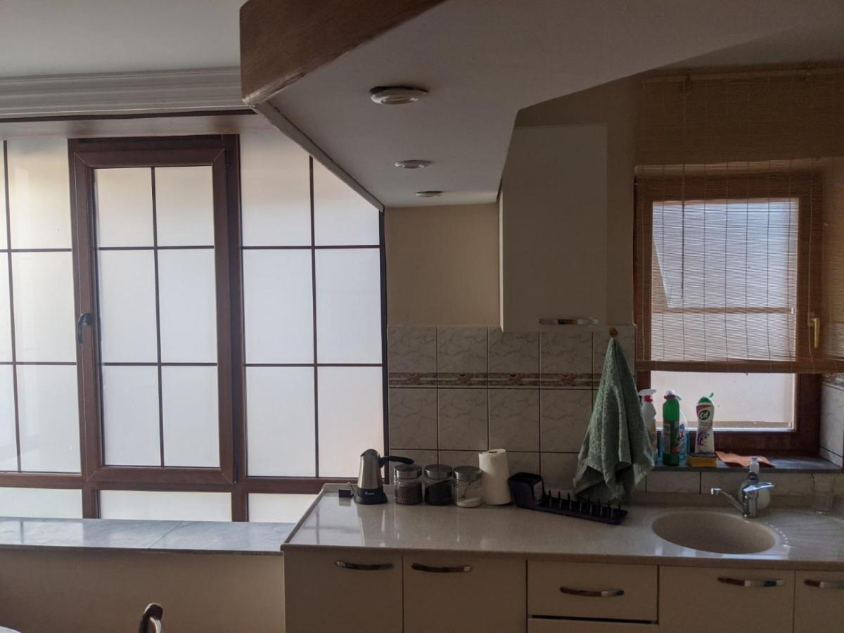 Central Apartment With City View プリズレン エクステリア 写真